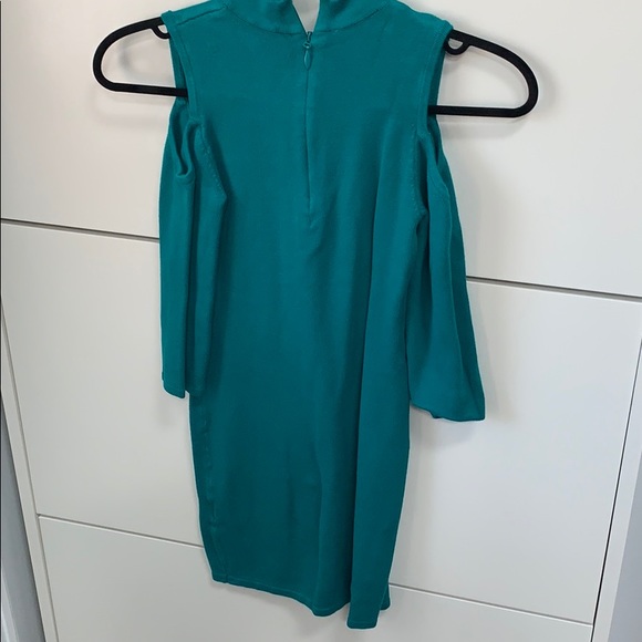 Bebe green bombshell - Picture 2 of 2